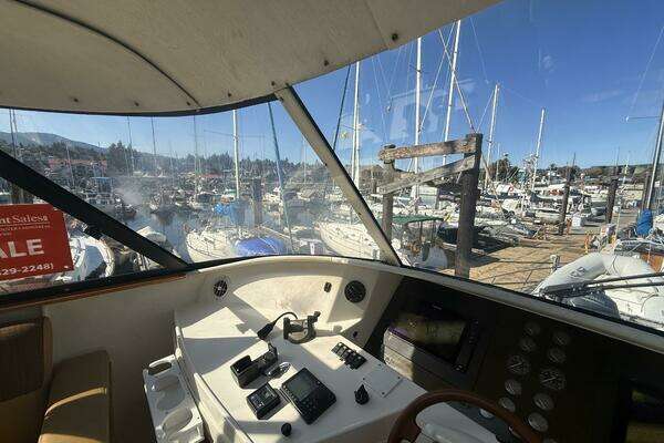 Royal Pacific 476 Sport Cruiser Yacht For Sale