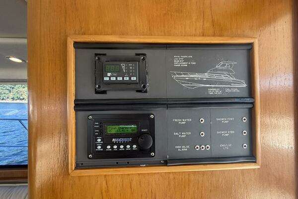 Royal Pacific 476 Sport Cruiser Yacht For Sale