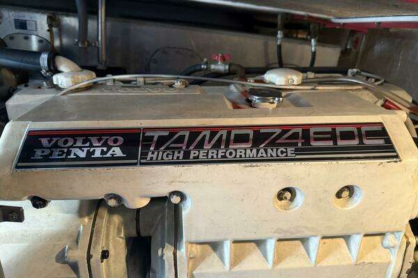 Royal Pacific 476 Sport Cruiser Yacht For Sale