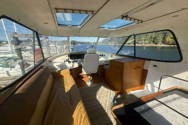 Royal Pacific 476 Sport Cruiser Yacht For Sale