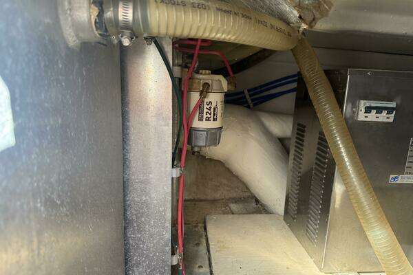 Royal Pacific 476 Sport Cruiser Yacht For Sale