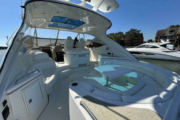 Cruisers Yachts 540 Express Yacht For Sale