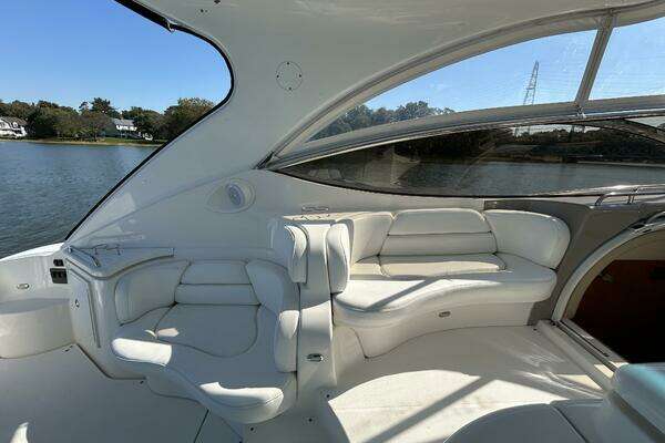 Cruisers Yachts 540 Express Yacht For Sale