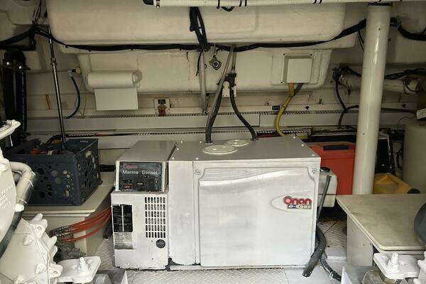 Cruisers Yachts 540 Express Yacht For Sale