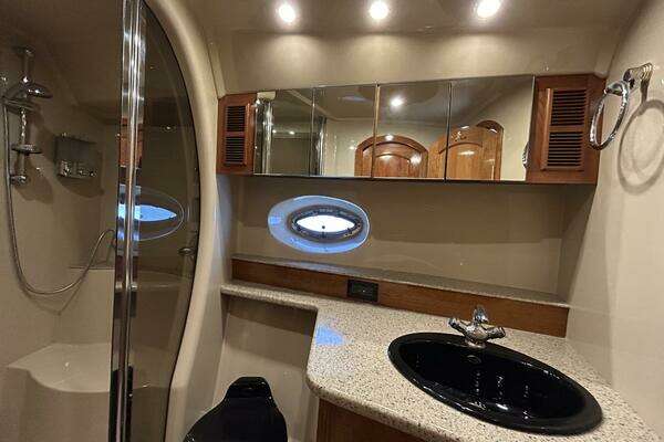 Cruisers Yachts 540 Express Yacht For Sale