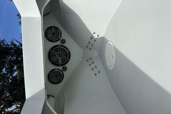 29ft SeaVee Yacht For Sale