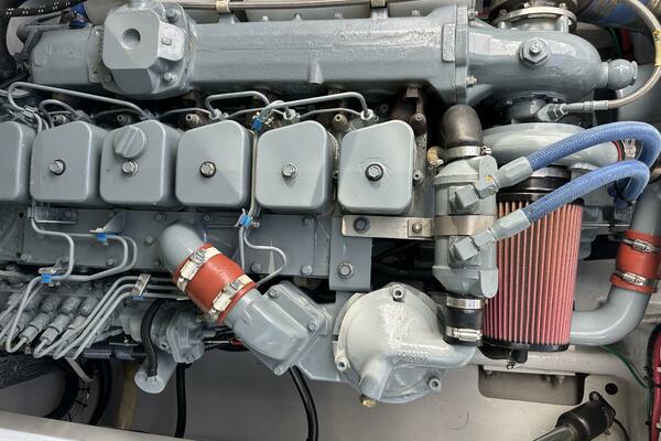 29ft SeaVee Yacht For Sale