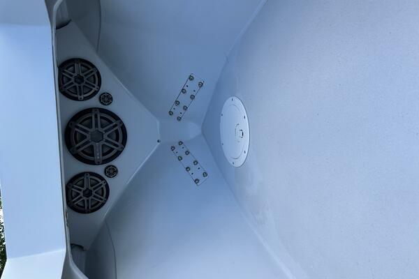 29ft SeaVee Yacht For Sale