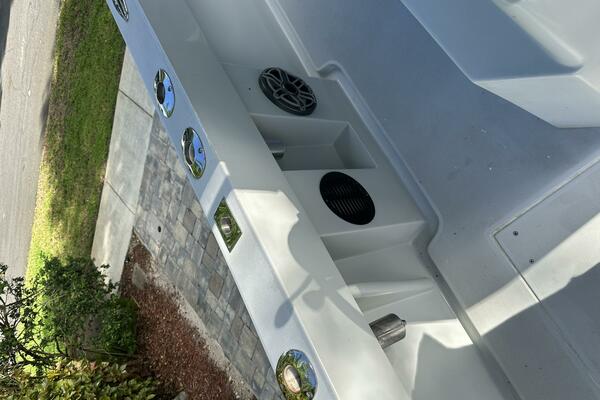 29ft SeaVee Yacht For Sale