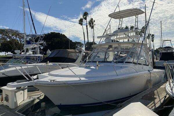 Photo of the 2006 Luhrs 280 Express Open