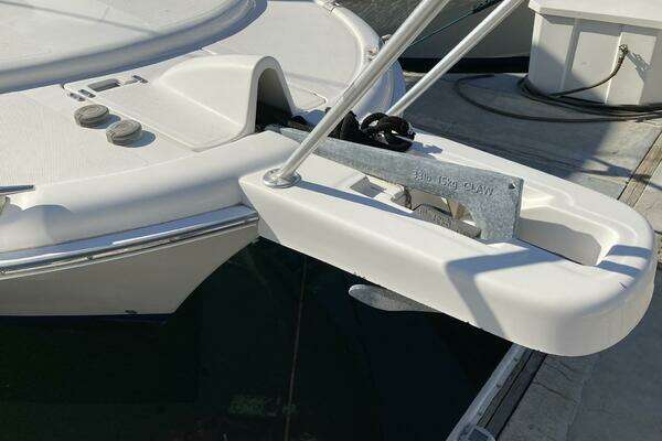 Photo of the 2006 Luhrs 280 Express Open