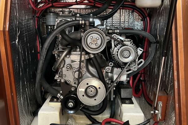 Happy Place 33ft Beneteau Yacht For Sale