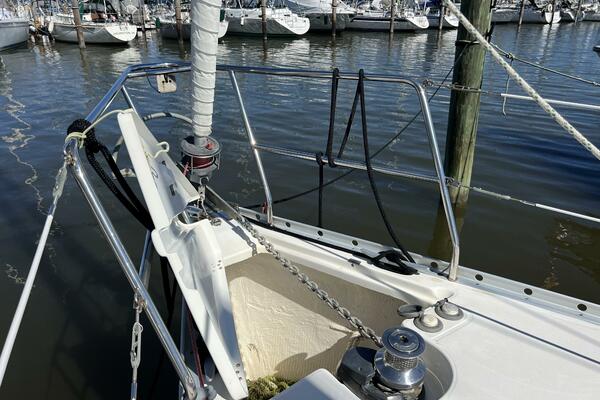 Happy Place 33ft Beneteau Yacht For Sale