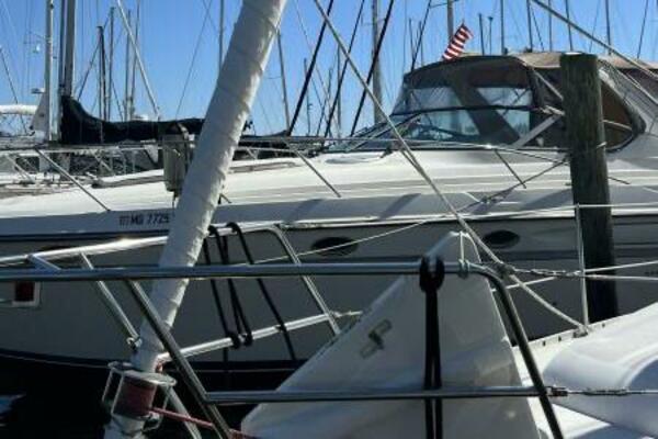 Happy Place 33ft Beneteau Yacht For Sale