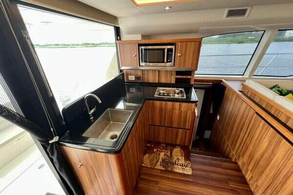 Aquila  Yacht For Sale