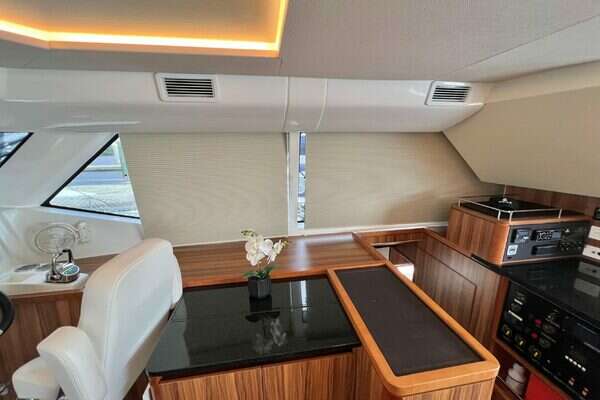 Aquila  Yacht For Sale