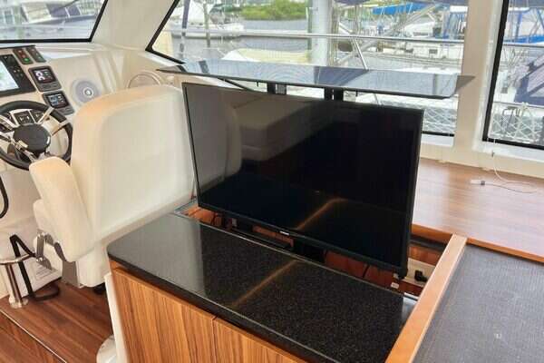 Aquila  Yacht For Sale