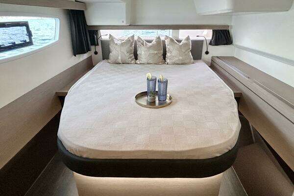 Fountaine Pajot Isla 40 Yacht For Sale