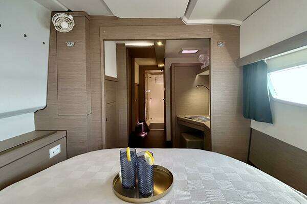 Fountaine Pajot Isla 40 Yacht For Sale