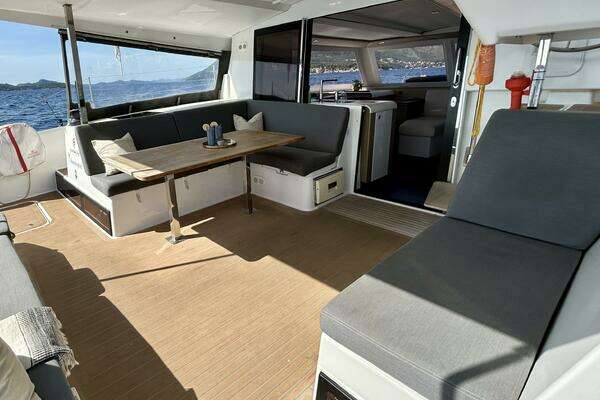 Fountaine Pajot Isla 40 Yacht For Sale