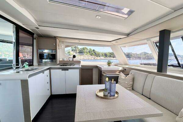 Fountaine Pajot Isla 40 Yacht For Sale