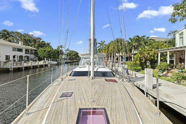 Hylas 63 Yacht For Sale