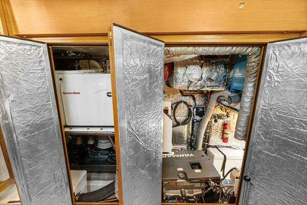 Hylas 63 Yacht For Sale