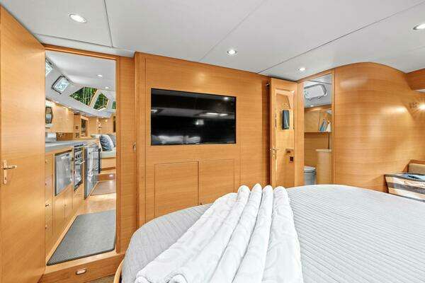 Hylas 63 Yacht For Sale