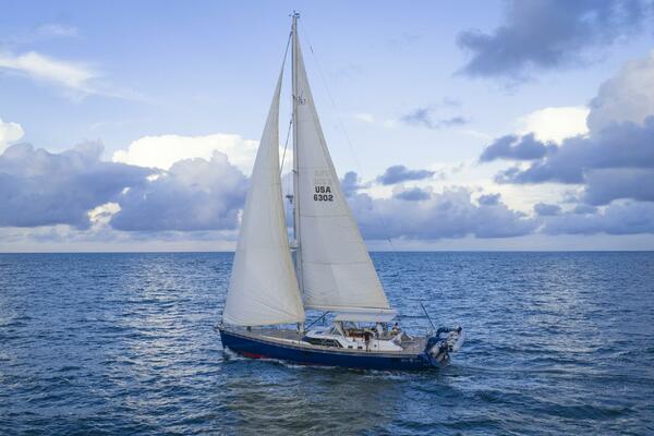 Blue Star 63ft Hylas Yacht For Sale