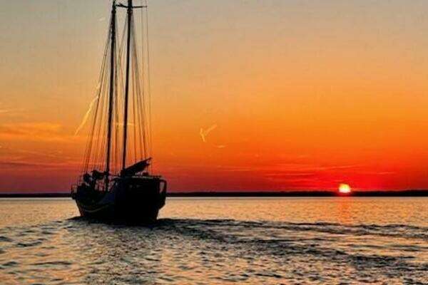 Photo of the 1989 Custom Schooner Liveaboard "Dauntless"