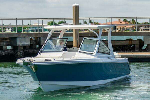 Photo of the 2025 Edgewater 262CX