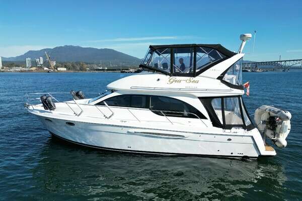 38-ft-Meridian-2005-381- North Vancouver British Columbia Canada  yacht for sale
