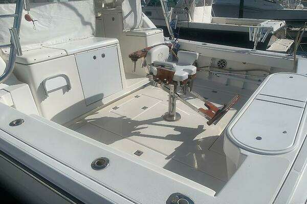 Rampage 38 Express Yacht For Sale
