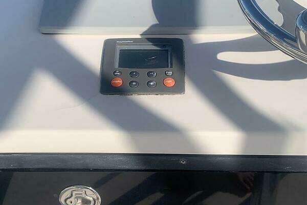 Rampage 38 Express Yacht For Sale