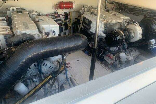 Rampage 38 Express Yacht For Sale