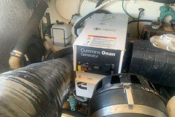 Rampage 38 Express Yacht For Sale