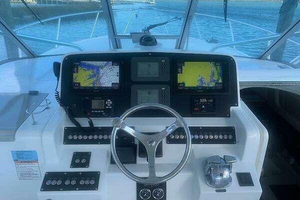 Rampage 38 Express Yacht For Sale