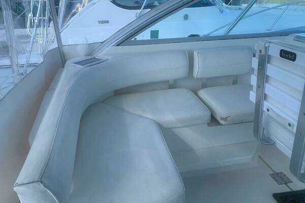 Rampage 38 Express Yacht For Sale