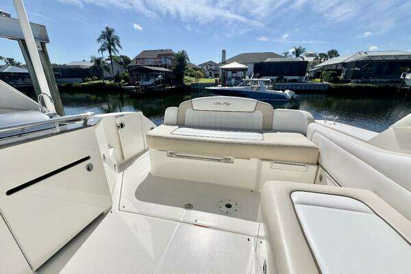 Photo of the 2012 Sea Ray 310 SunDancer