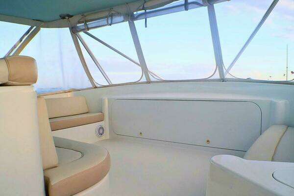 Donzi 73 Sport Yacht Yacht For Sale