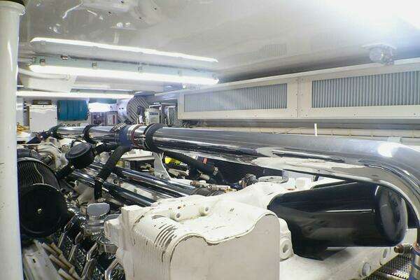 Donzi 73 Sport Yacht Yacht For Sale