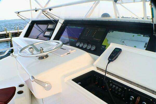 Donzi 73 Sport Yacht Yacht For Sale