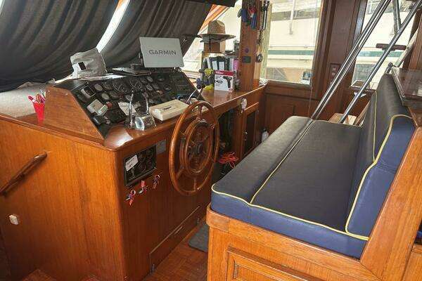 Photo of the 1989 Jefferson Marquessa 52 "Padraigin"