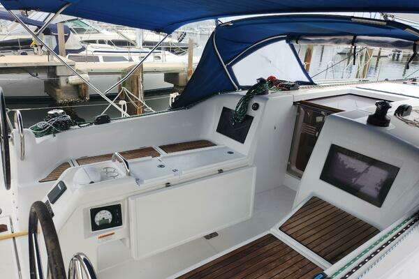 Jeanneau Sun Odyssey 410 Yacht For Sale