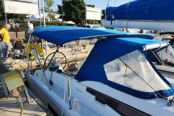 Jeanneau Sun Odyssey 410 Yacht For Sale