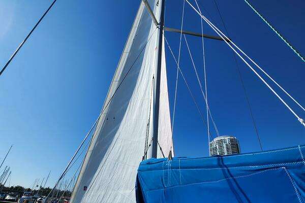 Jeanneau Sun Odyssey 410 Yacht For Sale