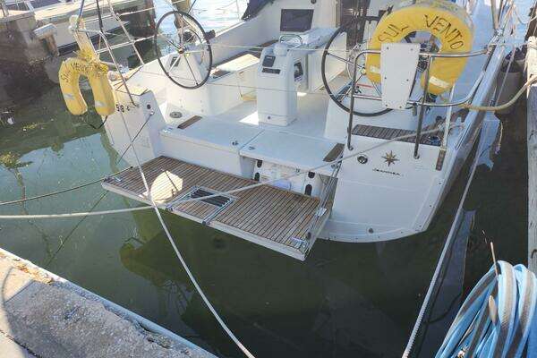 Jeanneau Sun Odyssey 410 Yacht For Sale