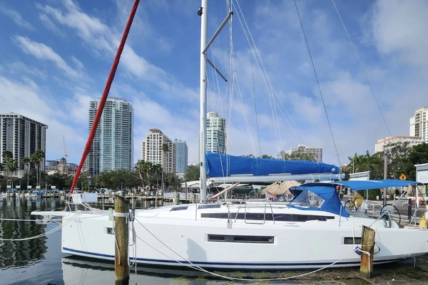 2020 Jeanneau Sun Odyssey 410