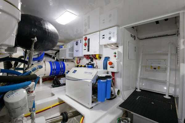 Viking 48 Convertible Yacht For Sale