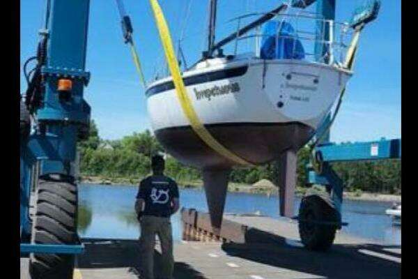 Photo of the 1980 Ericson 30 +